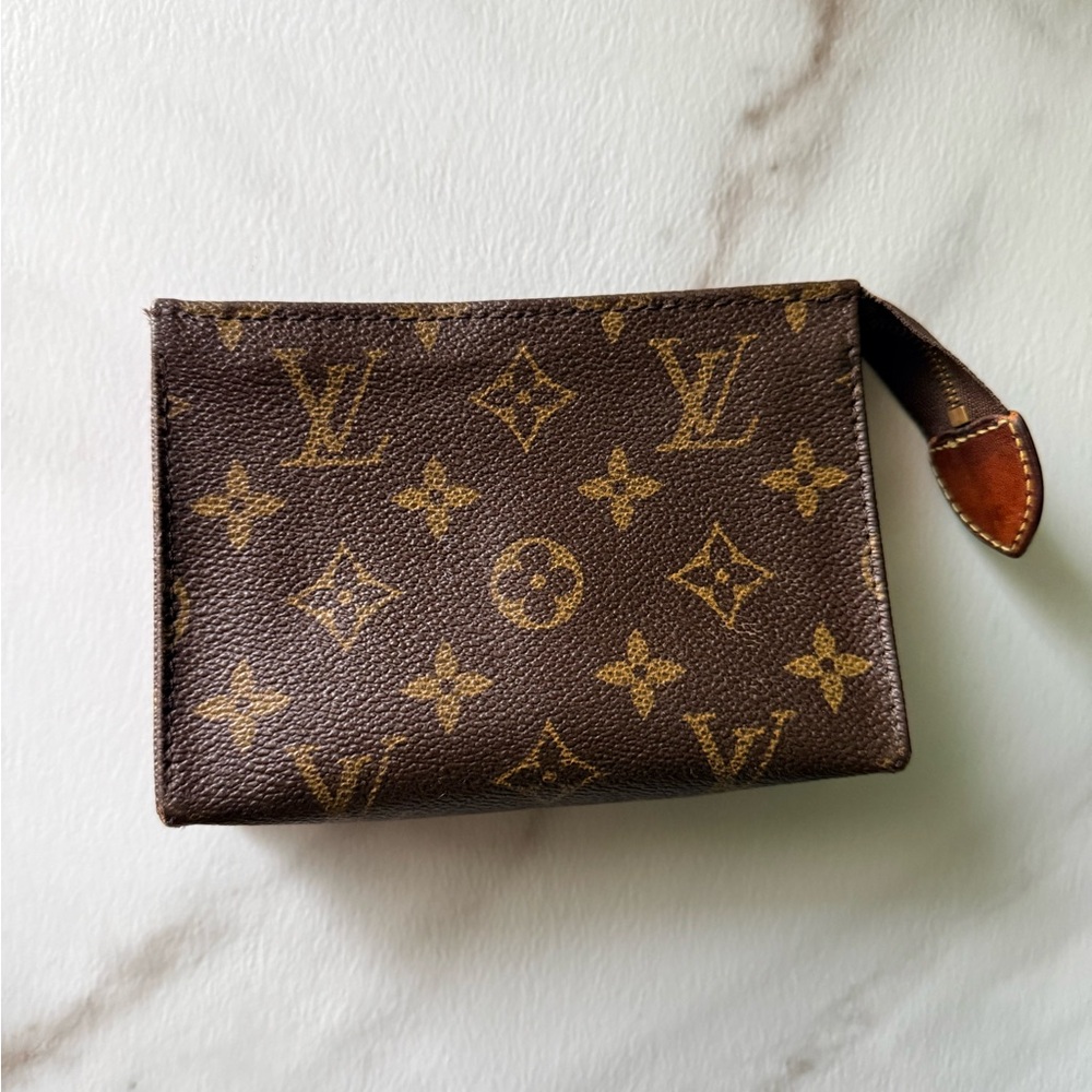 Louis Vuitton Monogram Canvas Toiletry 15 Zip Pouch - Brown/Tan